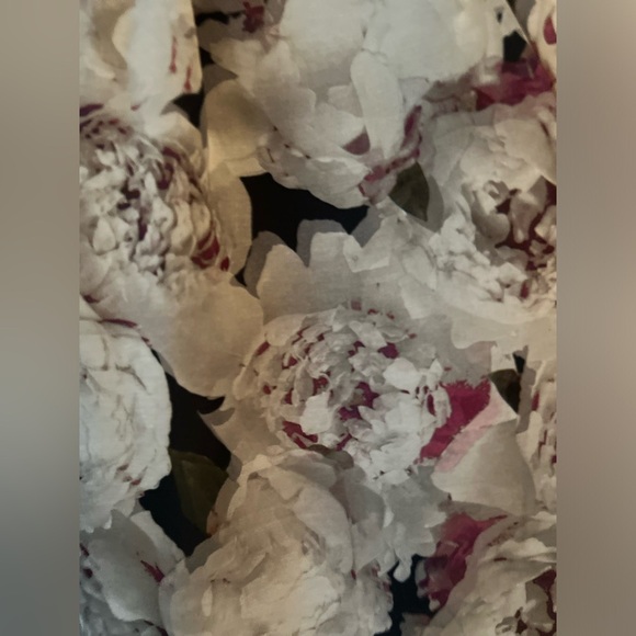 GAP Mini Skirt with Pockets - Picture 2 of 5